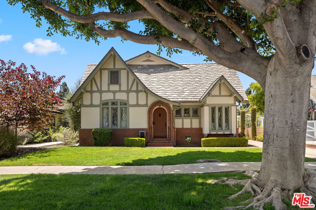 MLS #25563997 image #1