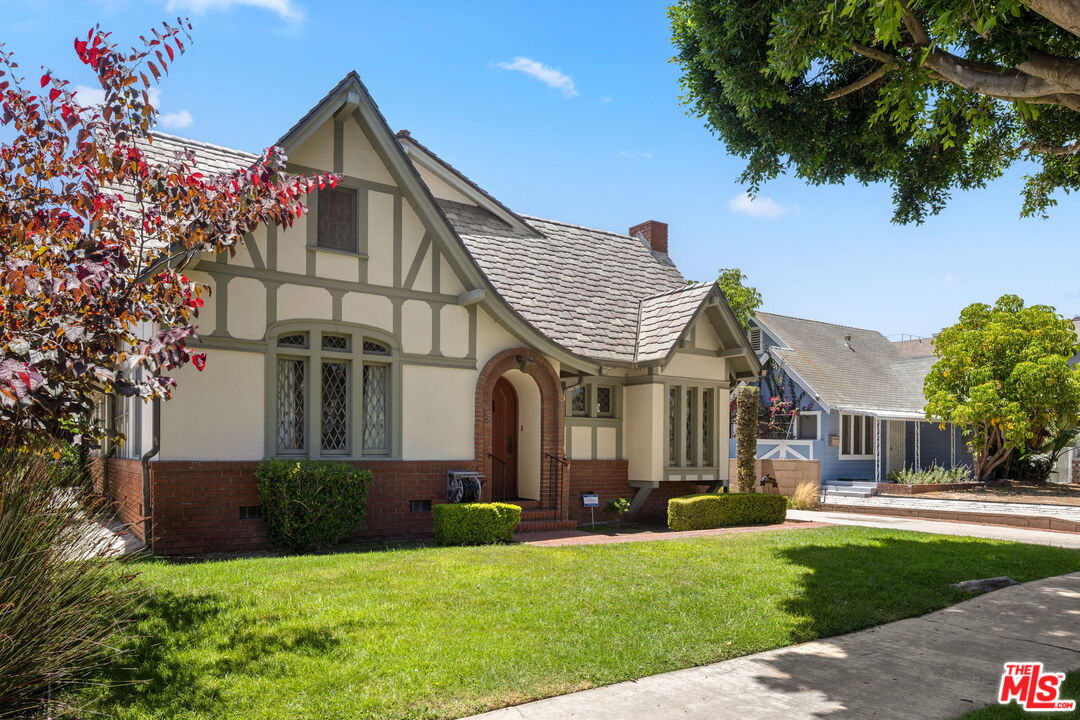 MLS #25563997 image #2