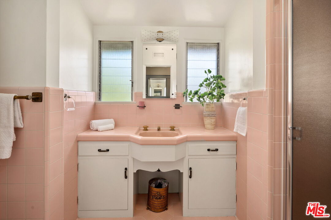 MLS #25563997 image #33