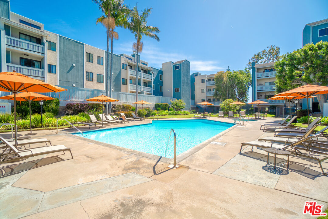 MLS #25564579 image #32