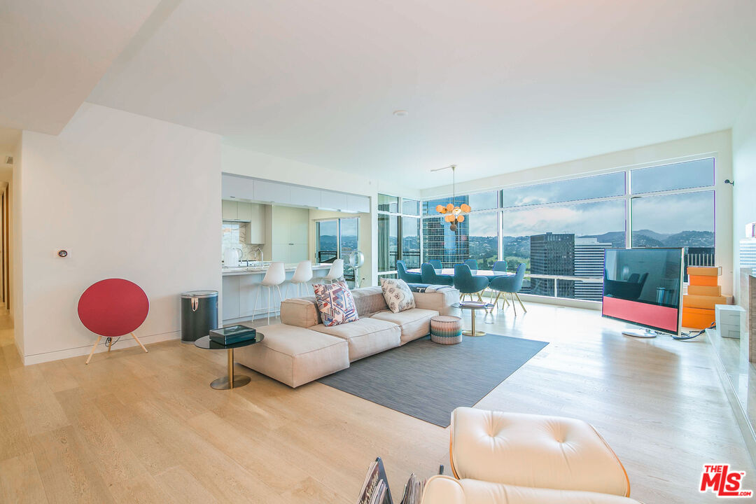 MLS #25564583 image #0