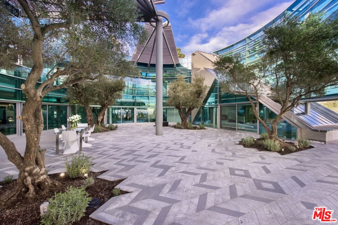 MLS #25564593 image #32