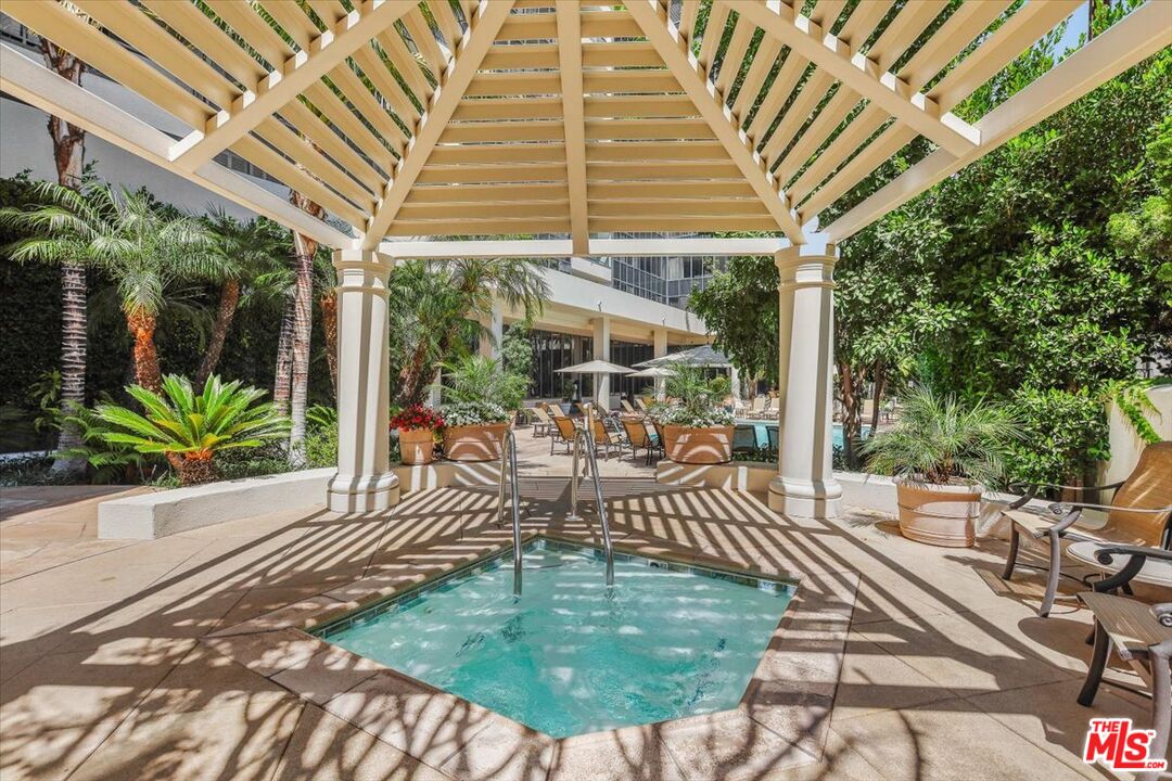 MLS #25564611 image #20