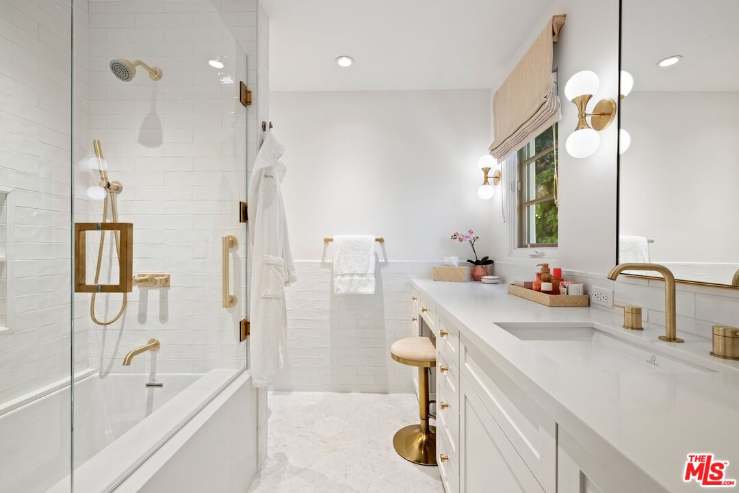 MLS #25564843 image #38