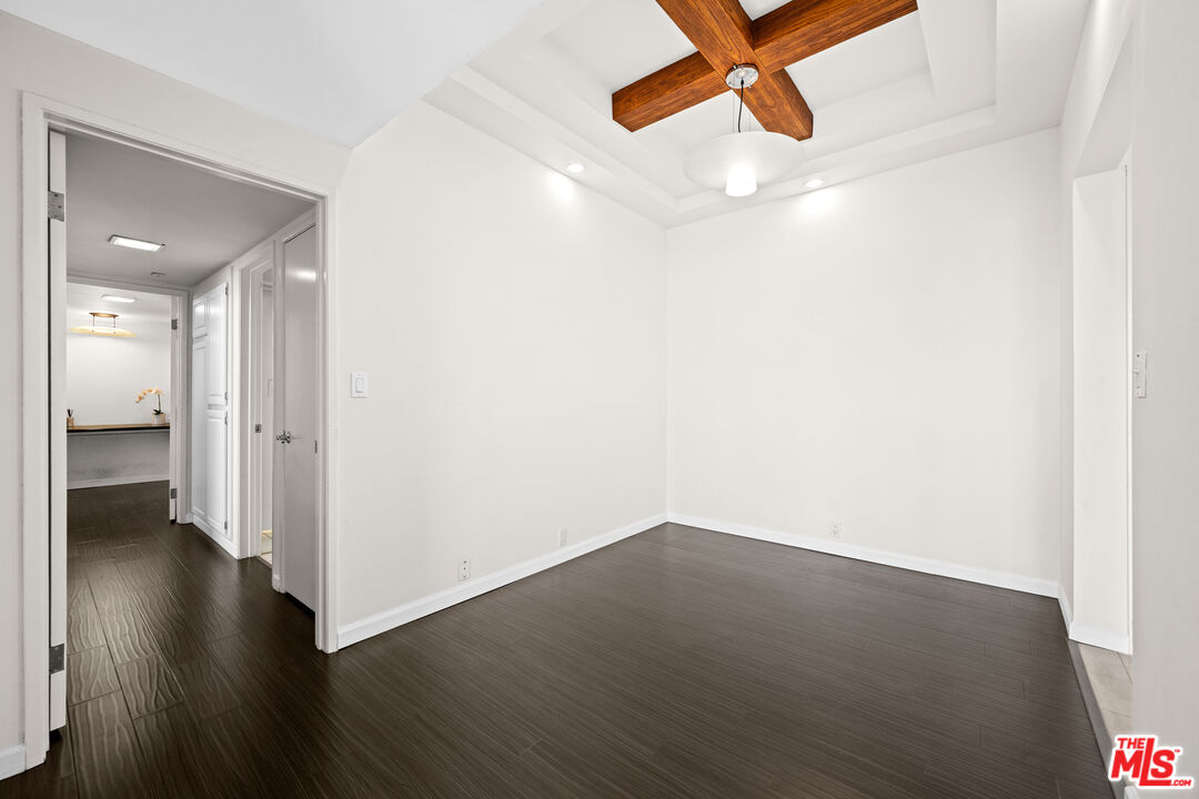 MLS #25565117 image #17