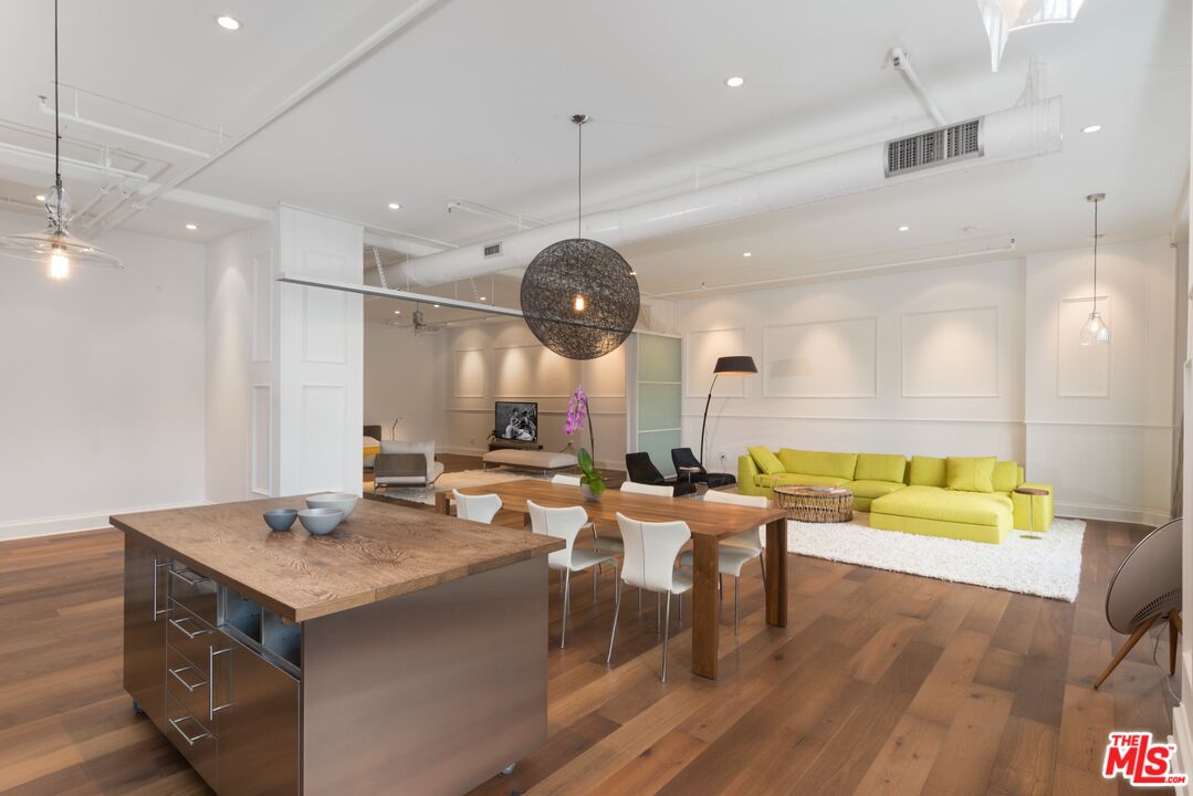 MLS #25565407 image #16