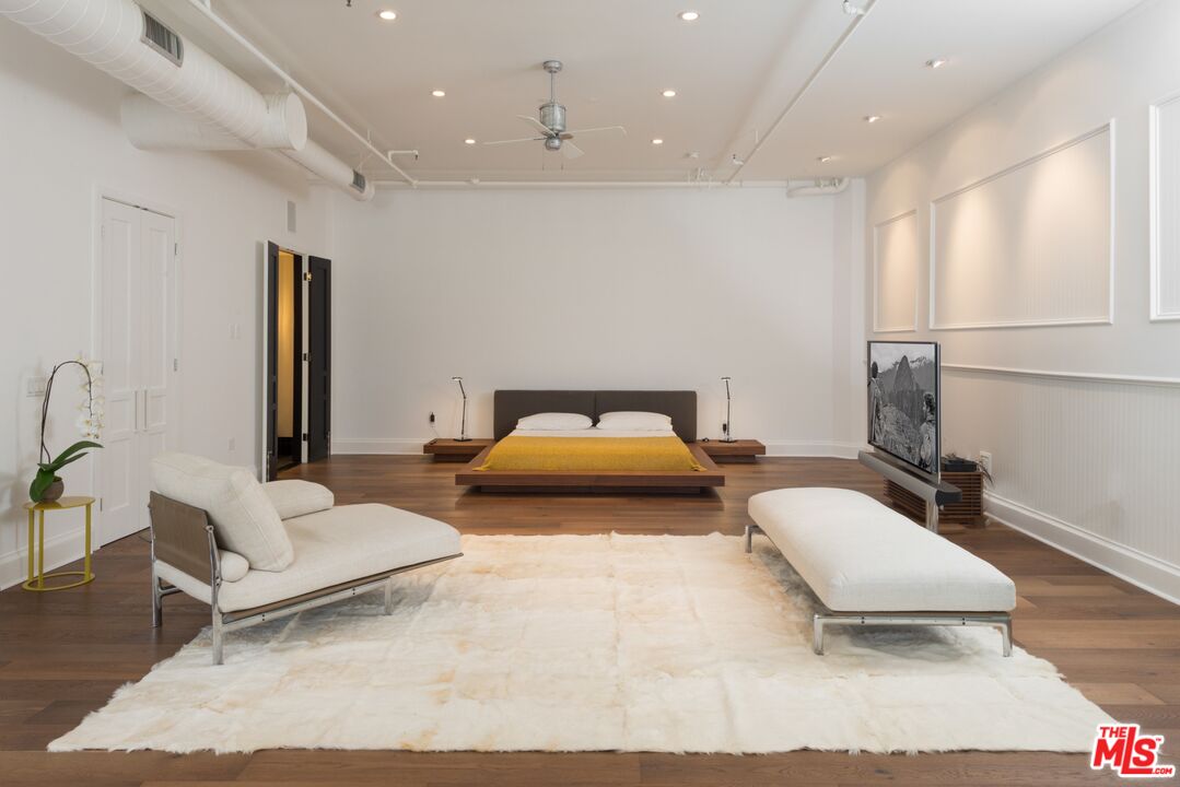 MLS #25565407 image #19