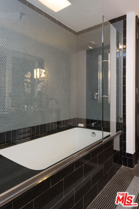 MLS #25565407 image #22