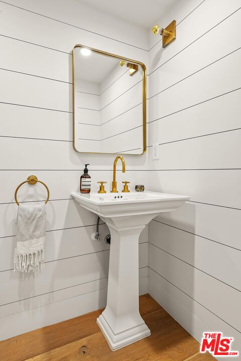 MLS #25565461 image #17