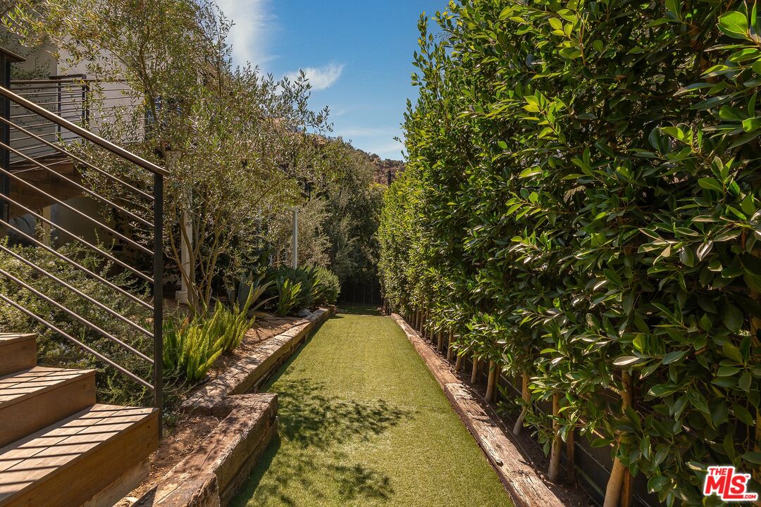 MLS #25565461 image #37