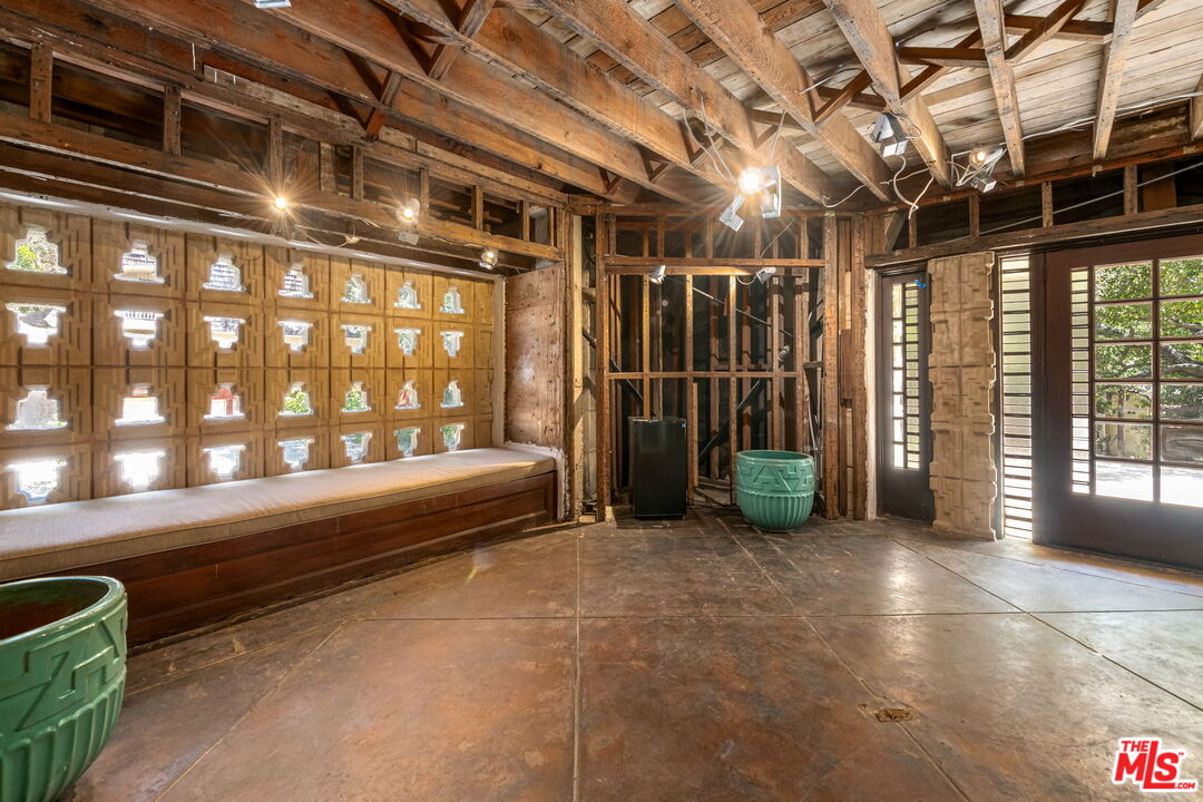 MLS #25565545 image #13