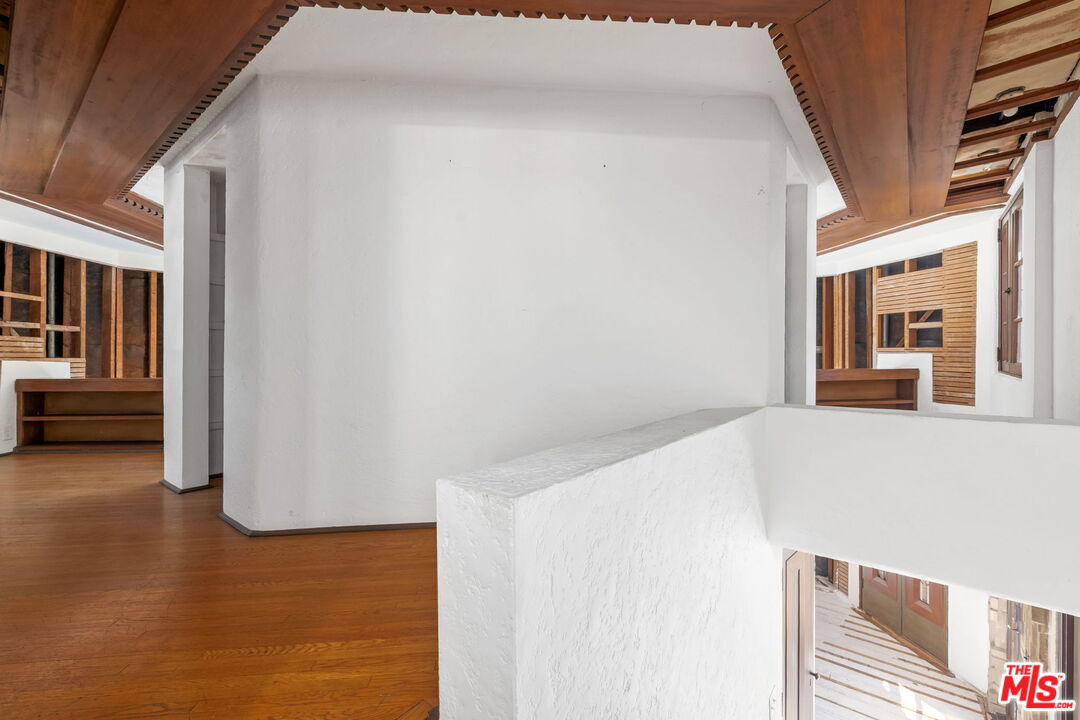 MLS #25565545 image #22