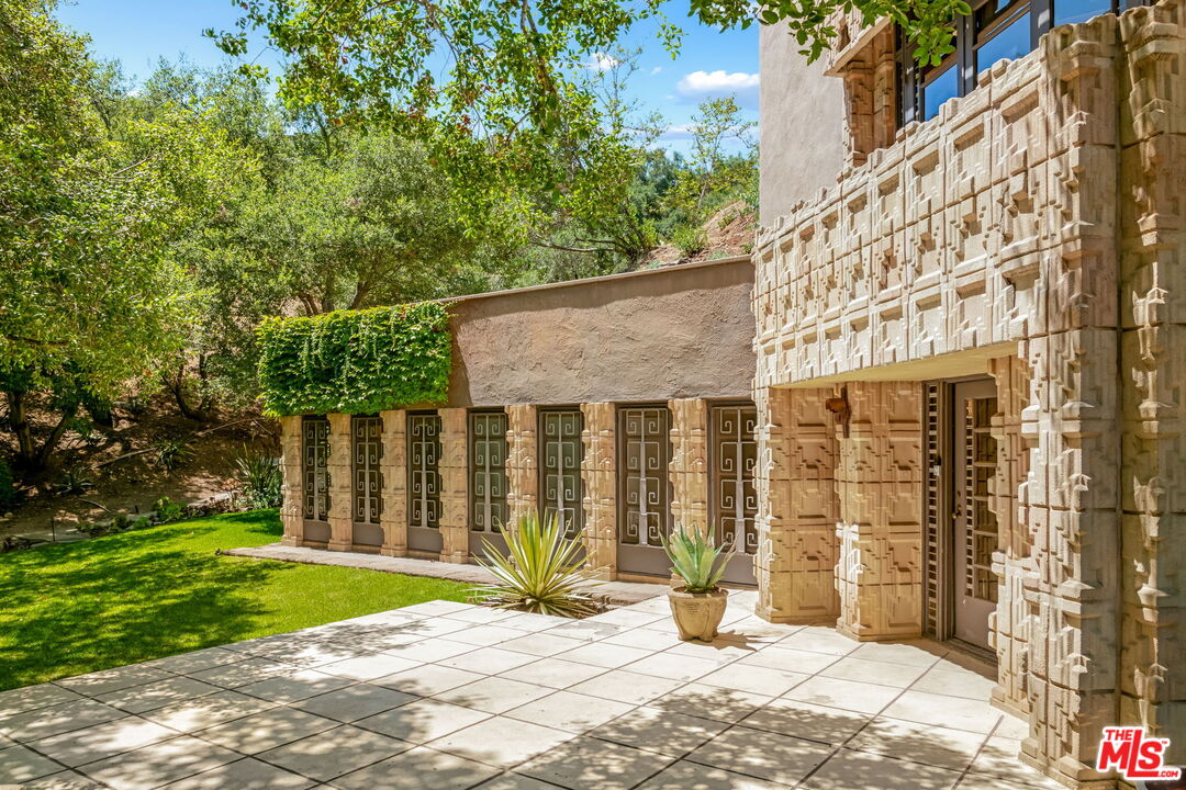 MLS #25565545 image #2