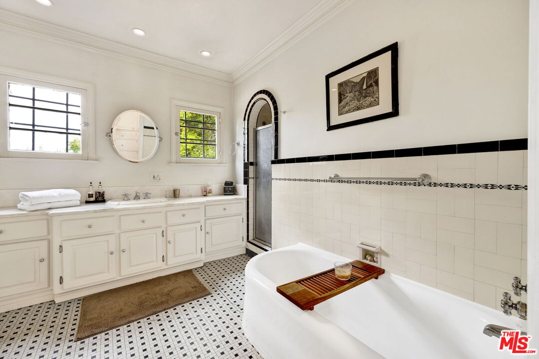 MLS #25565587 image #5