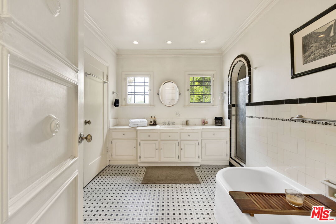 MLS #25565587 image #6