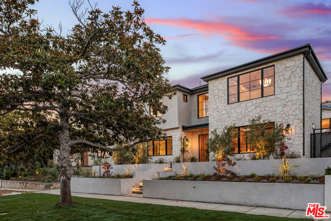 MLS #25565653 image #0