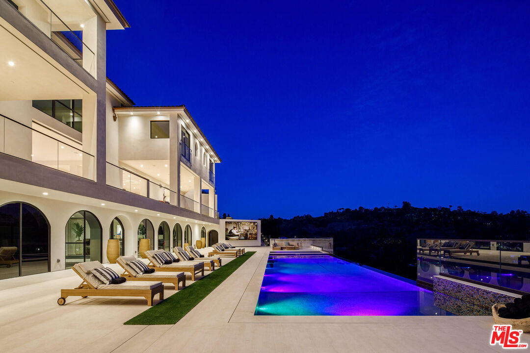 MLS #25565741 image #16