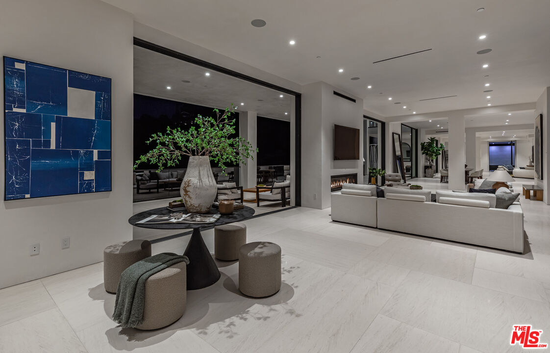 MLS #25565741 image #6