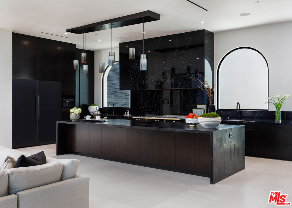 MLS #25565741 image #7