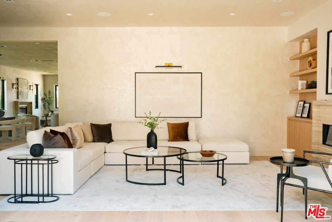 MLS #25565797 image #12