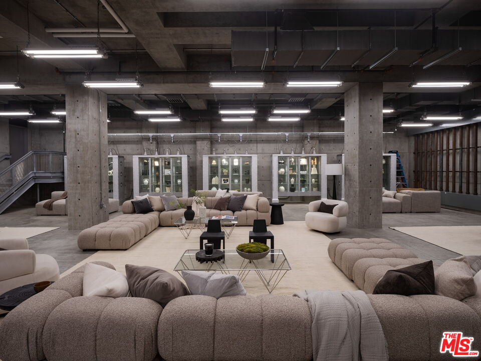 MLS #25566107 image #11