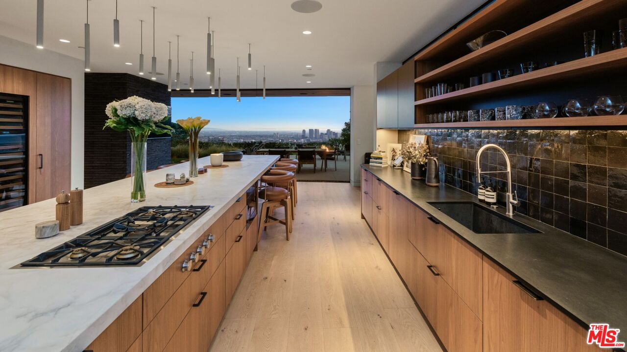 MLS #25566133 image #14