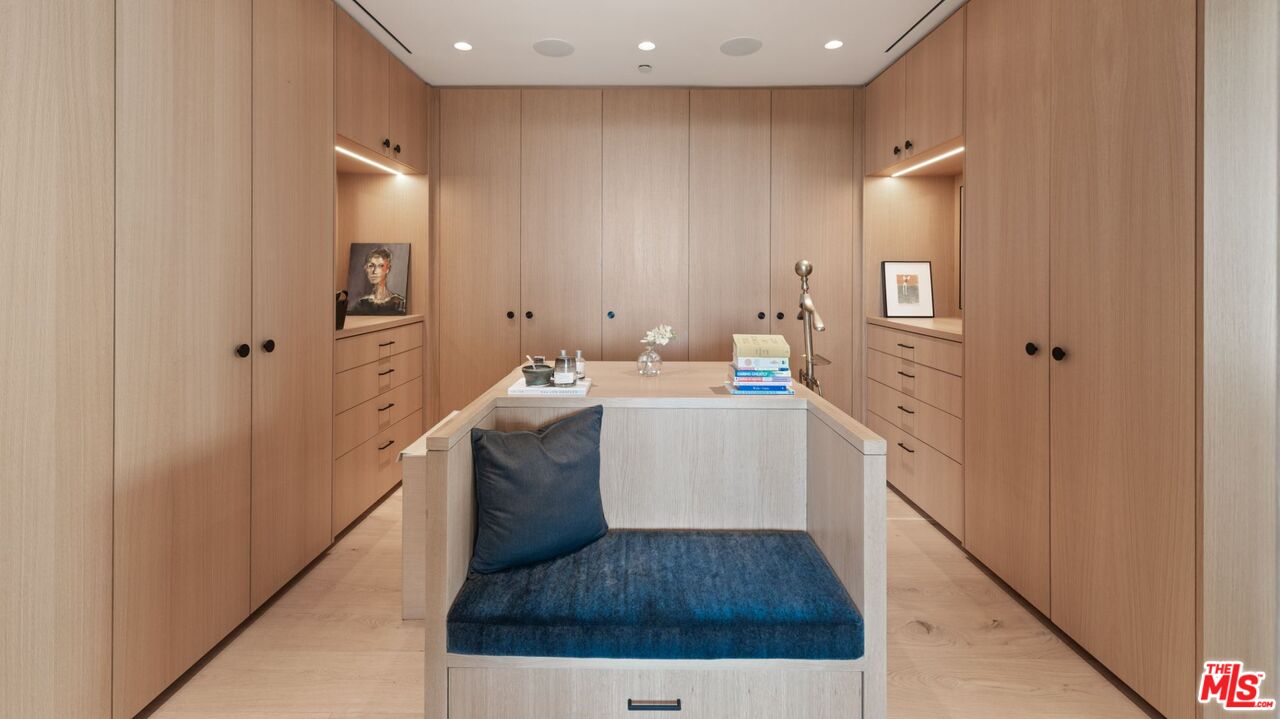 MLS #25566133 image #21