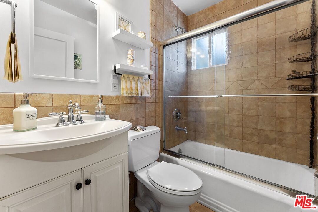 MLS #25566191 image #22