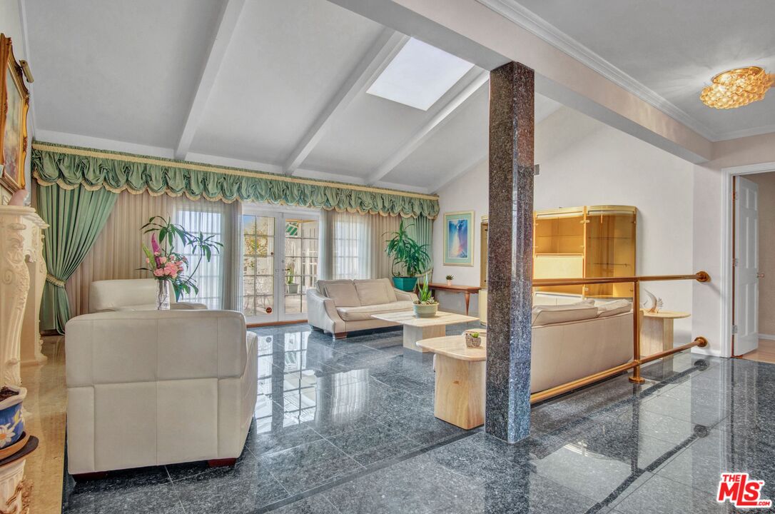 MLS #25566437 image #7