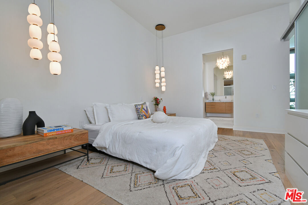 MLS #25566477 image #14