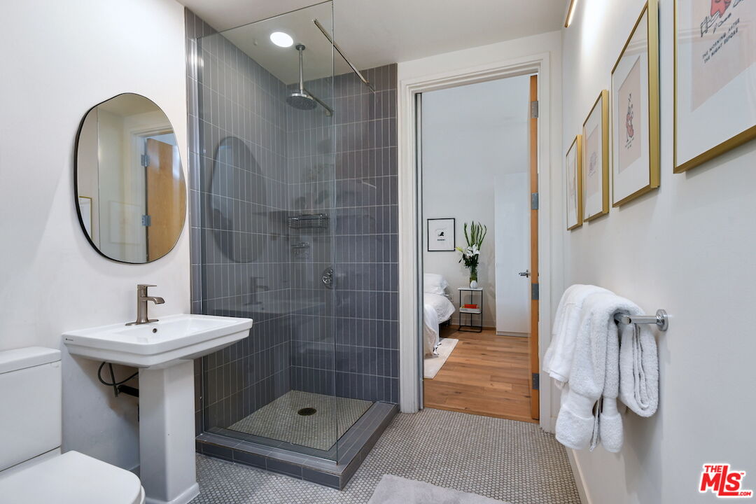 MLS #25566477 image #19