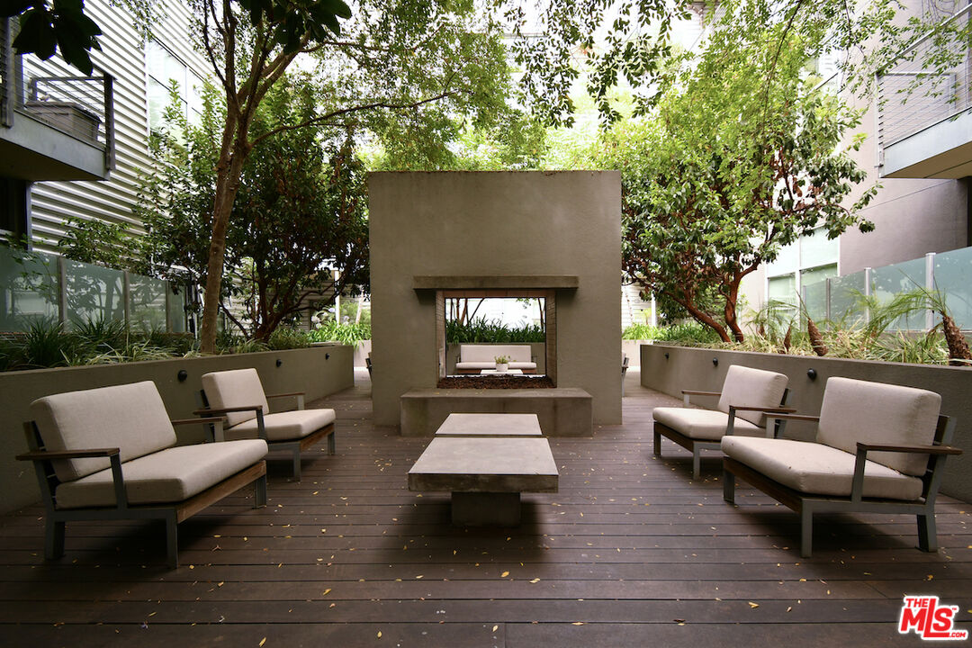 MLS #25566477 image #21