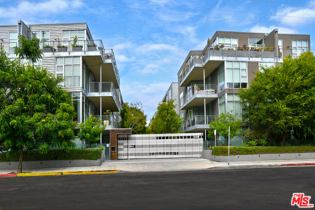 MLS #25566477 image #22