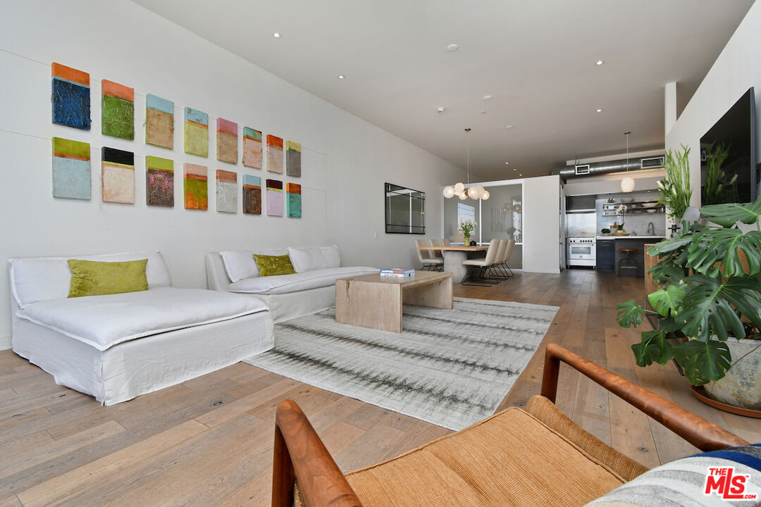 MLS #25566477 image #8