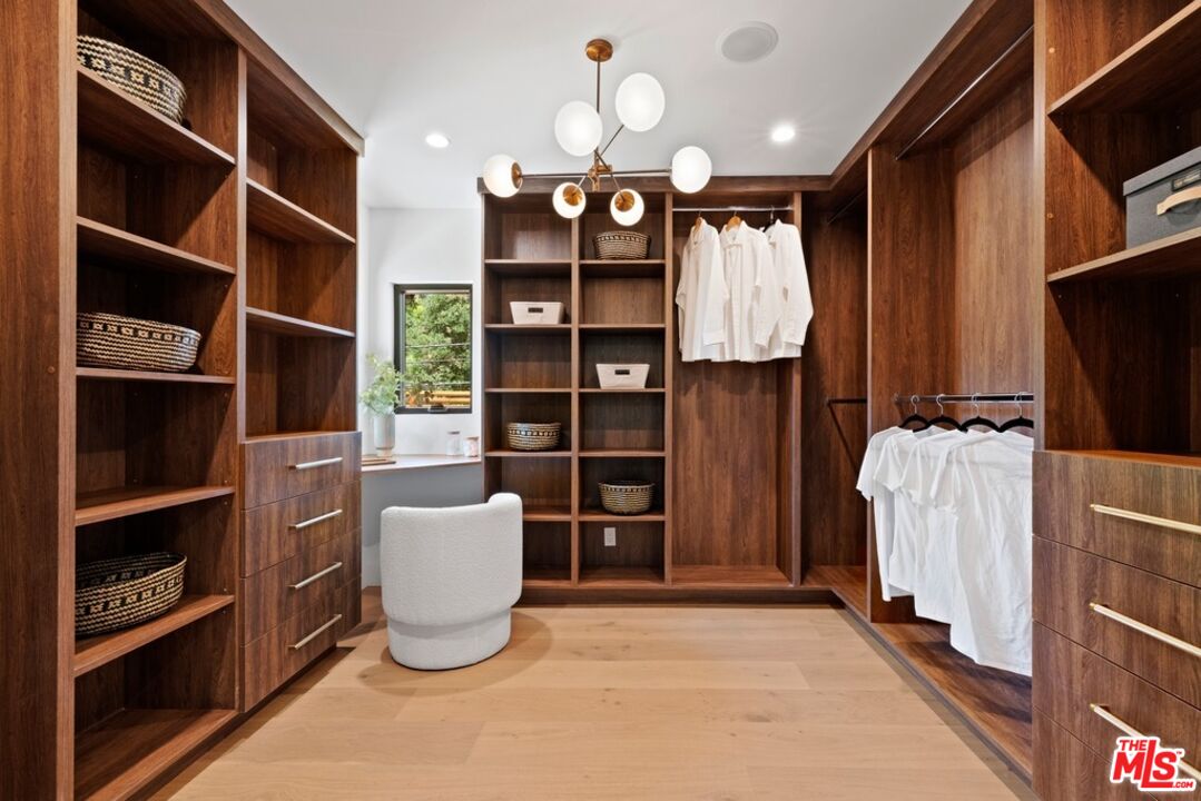 MLS #25566497 image #21