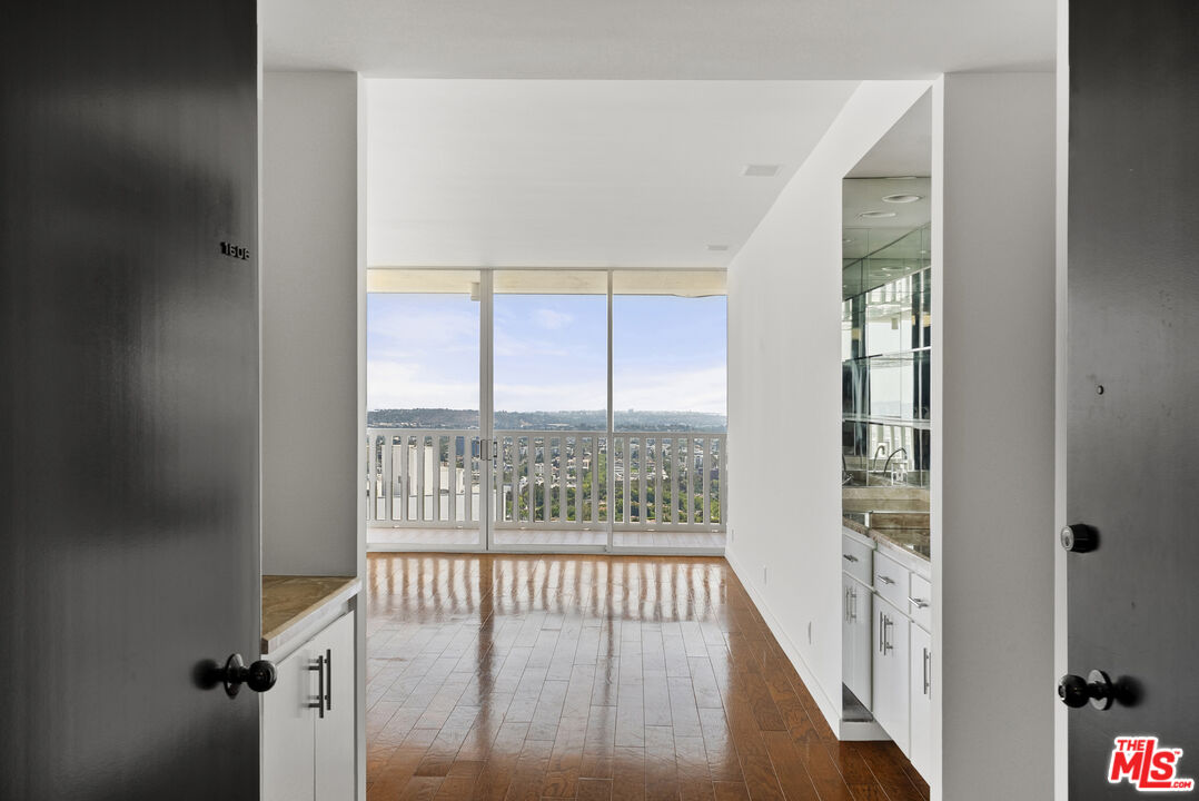 MLS #25566519 image #1