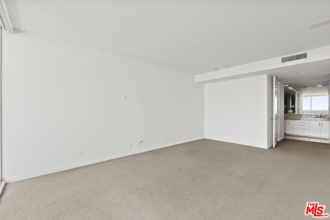 MLS #25566519 image #22