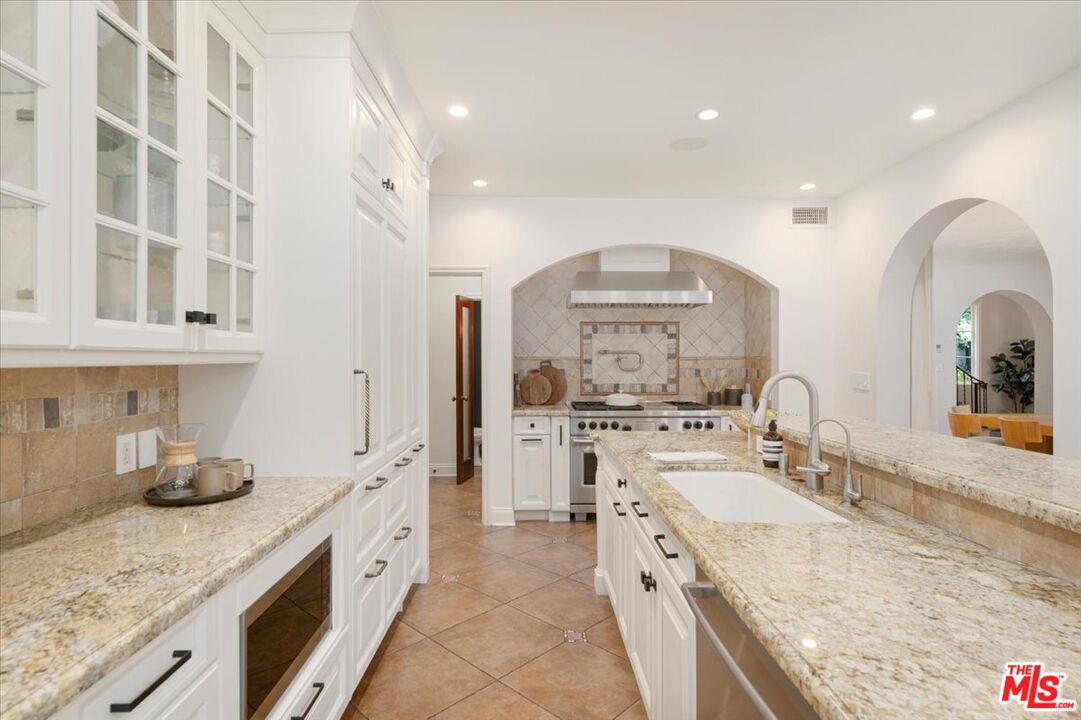 MLS #25566575 image #10