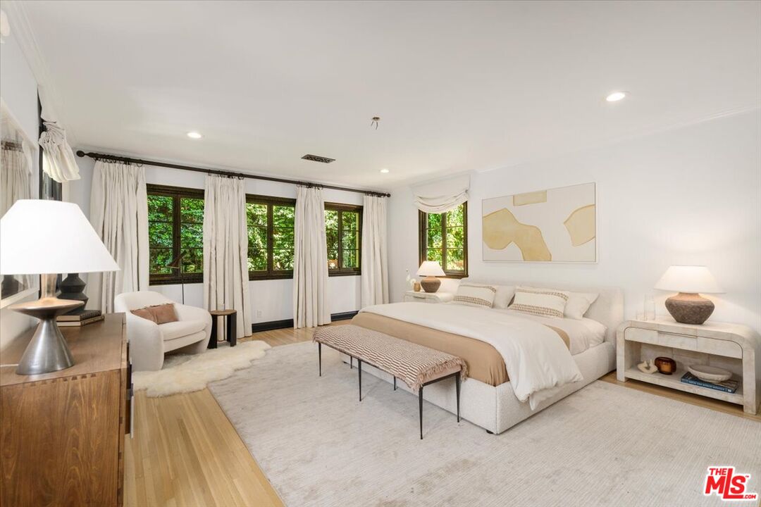 MLS #25566575 image #16