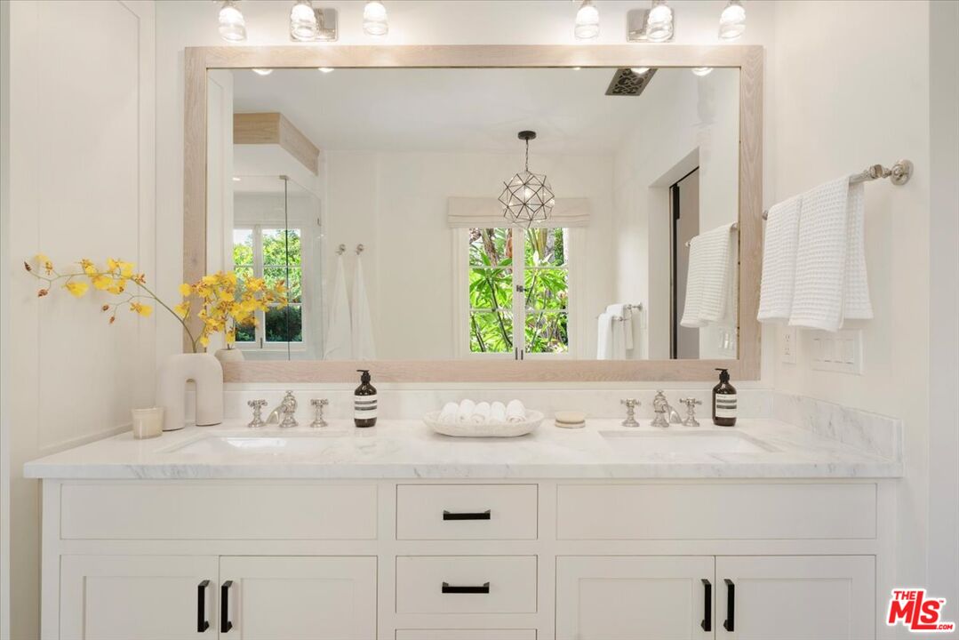 MLS #25566575 image #19