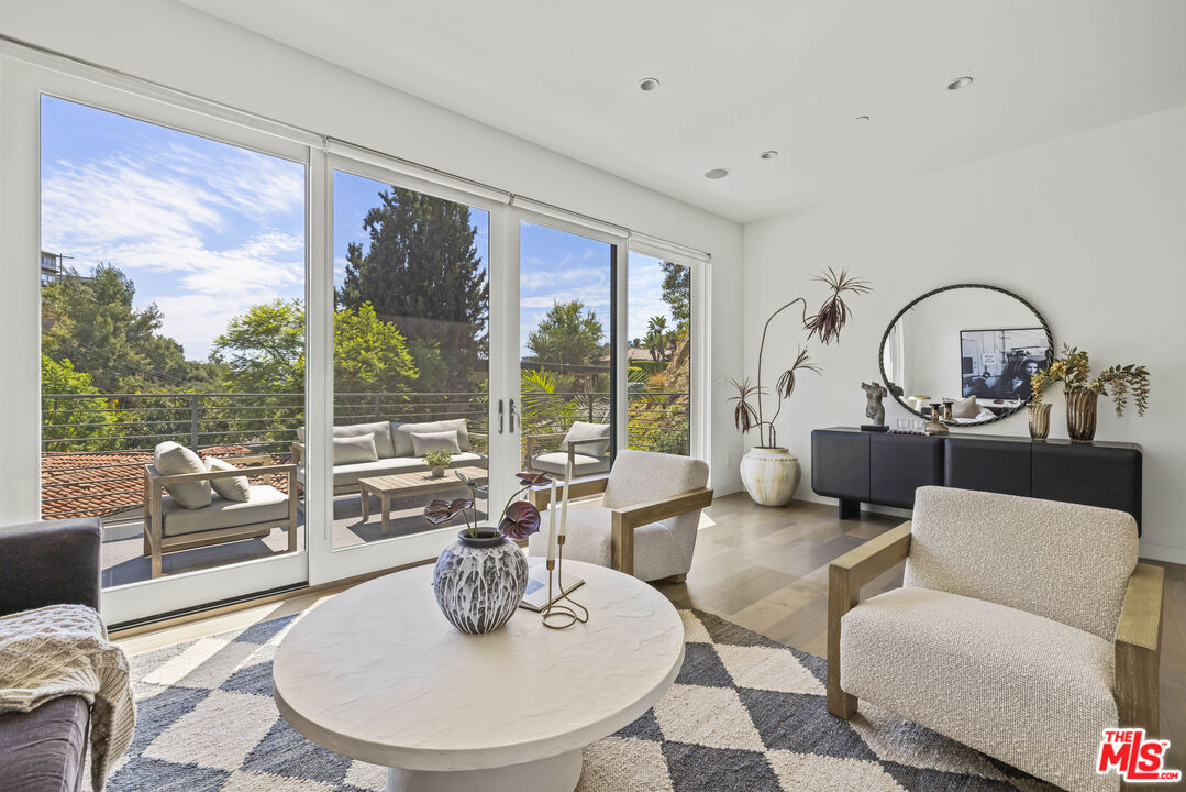 MLS #25566741 image #14