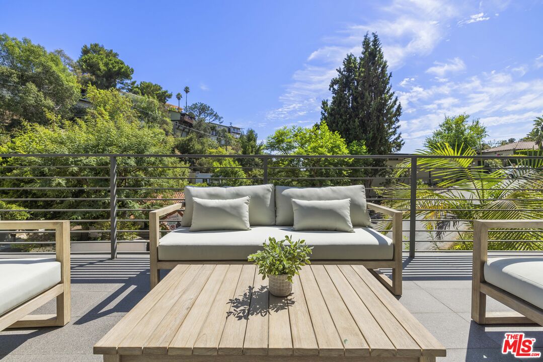 MLS #25566741 image #17