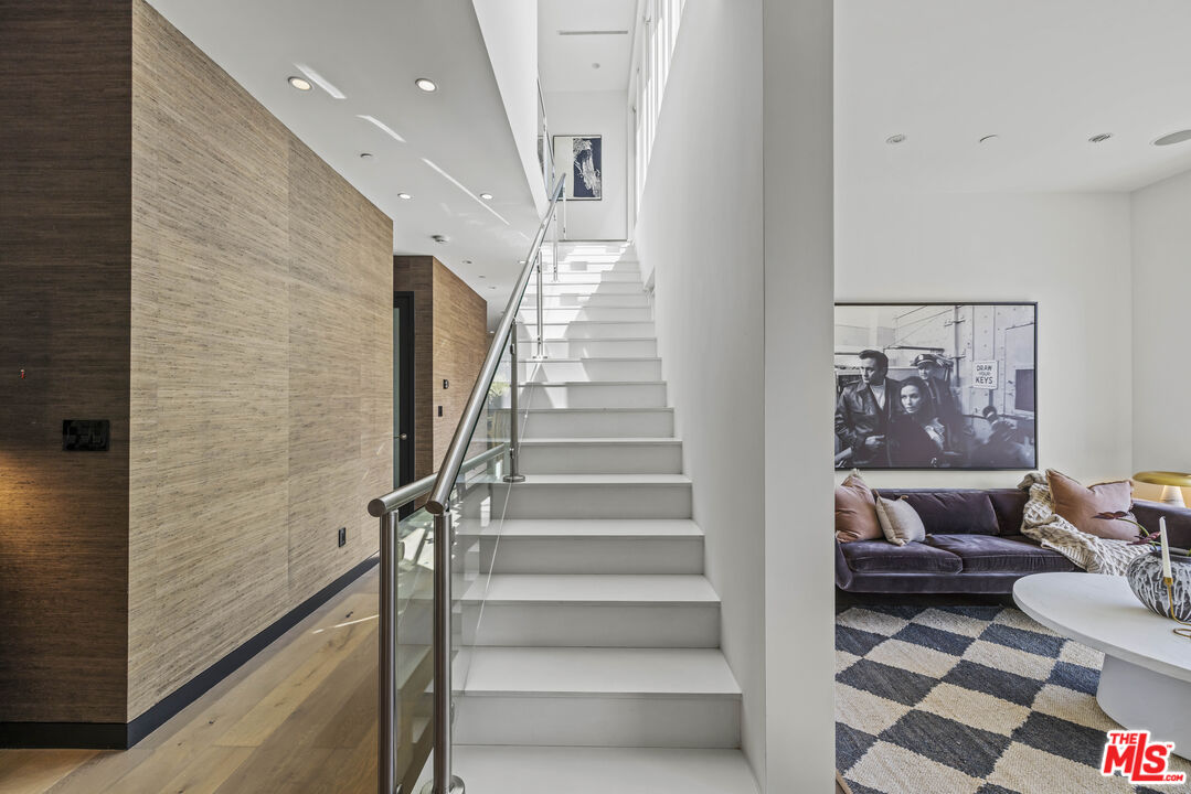 MLS #25566741 image #18