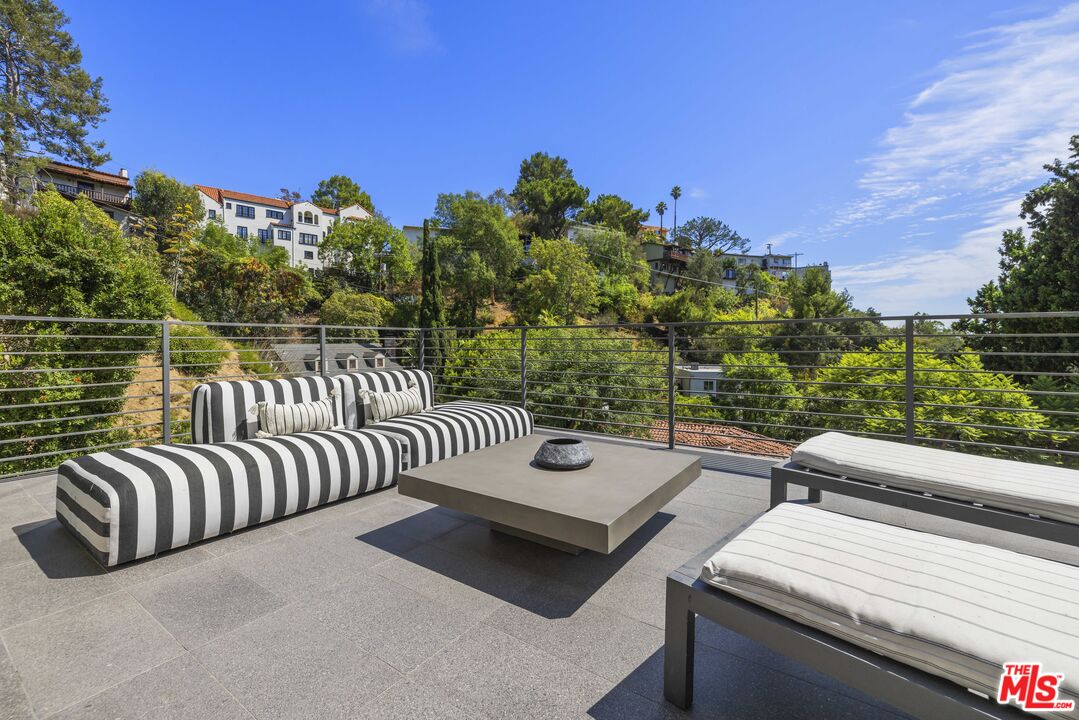 MLS #25566741 image #23