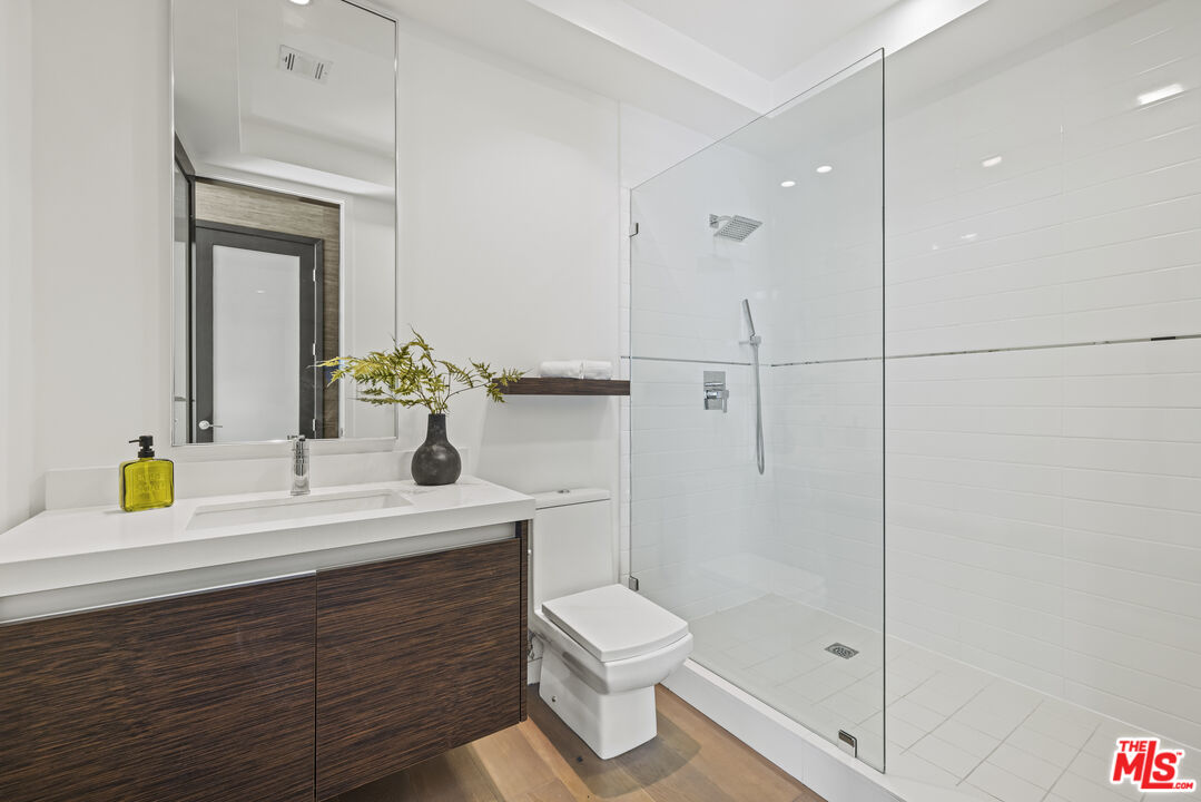 MLS #25566741 image #32