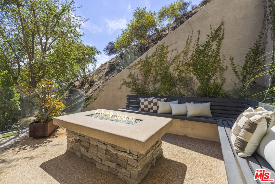 MLS #25566741 image #38