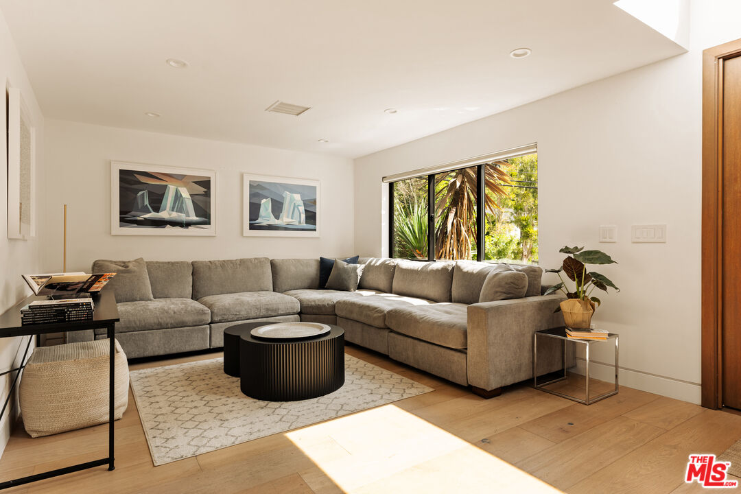 MLS #25566749 image #5