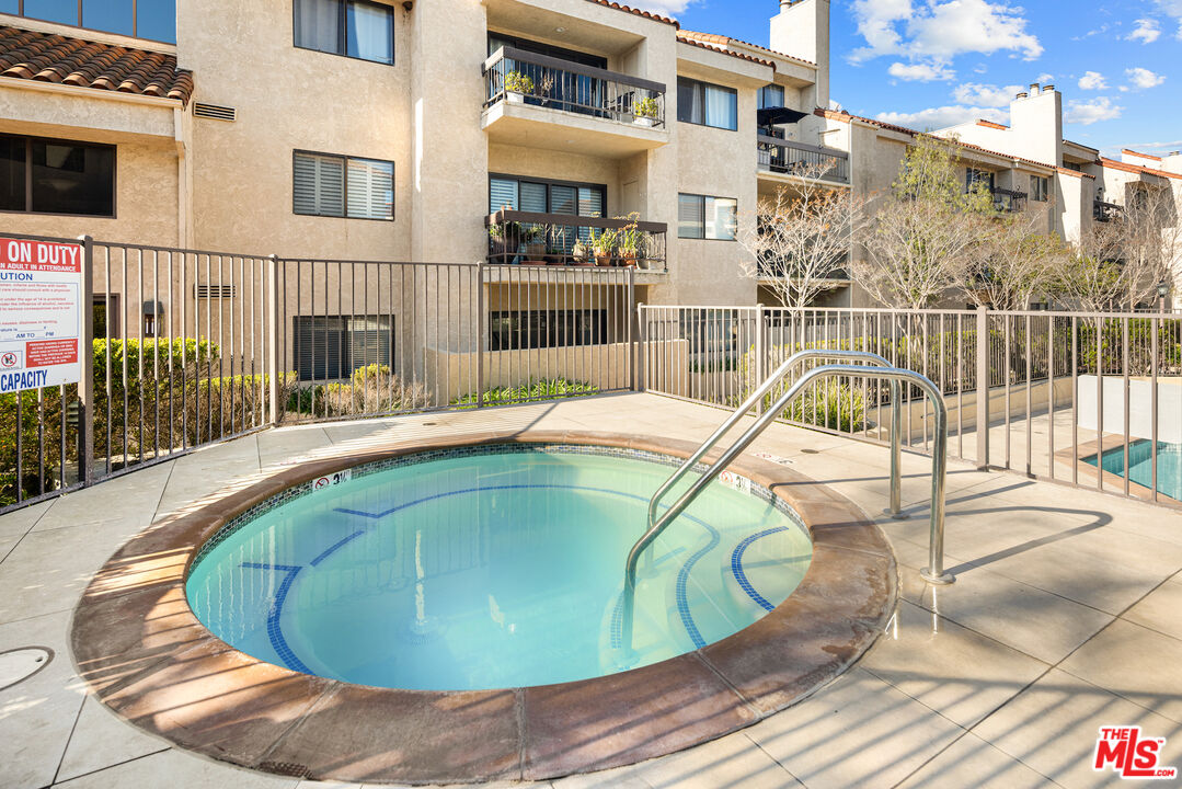 MLS #25566799 image #22