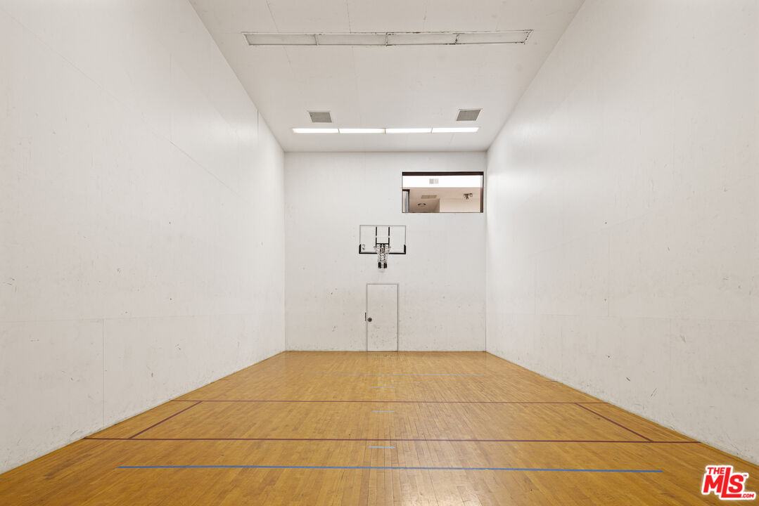 MLS #25566799 image #23