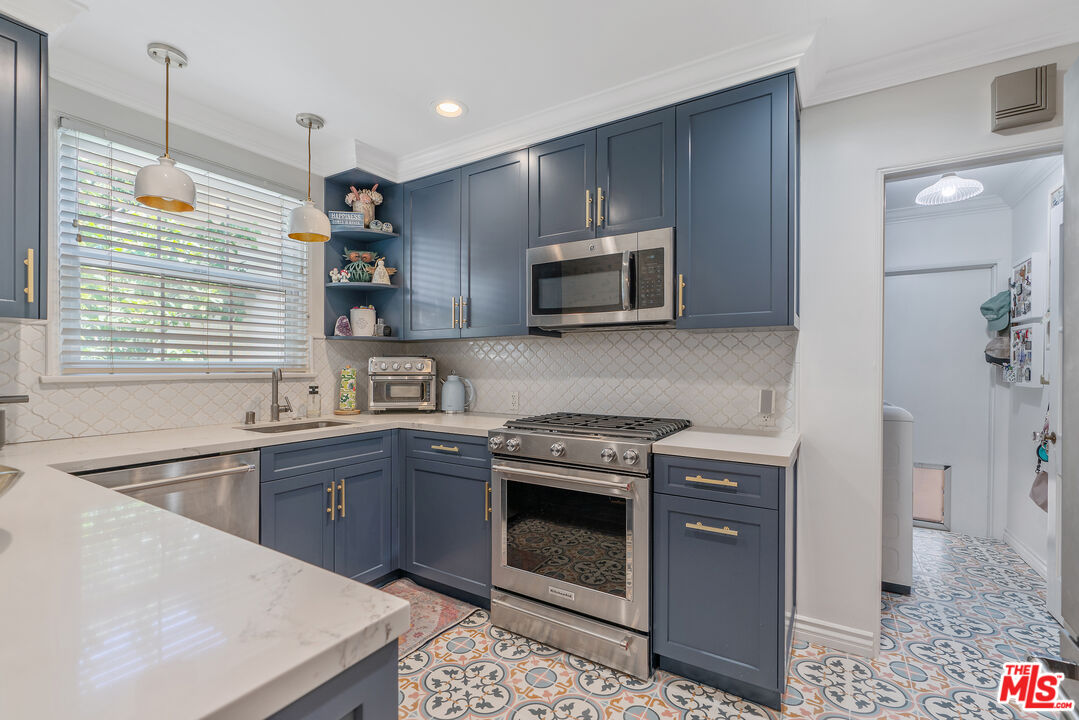 MLS #25566803 image #13